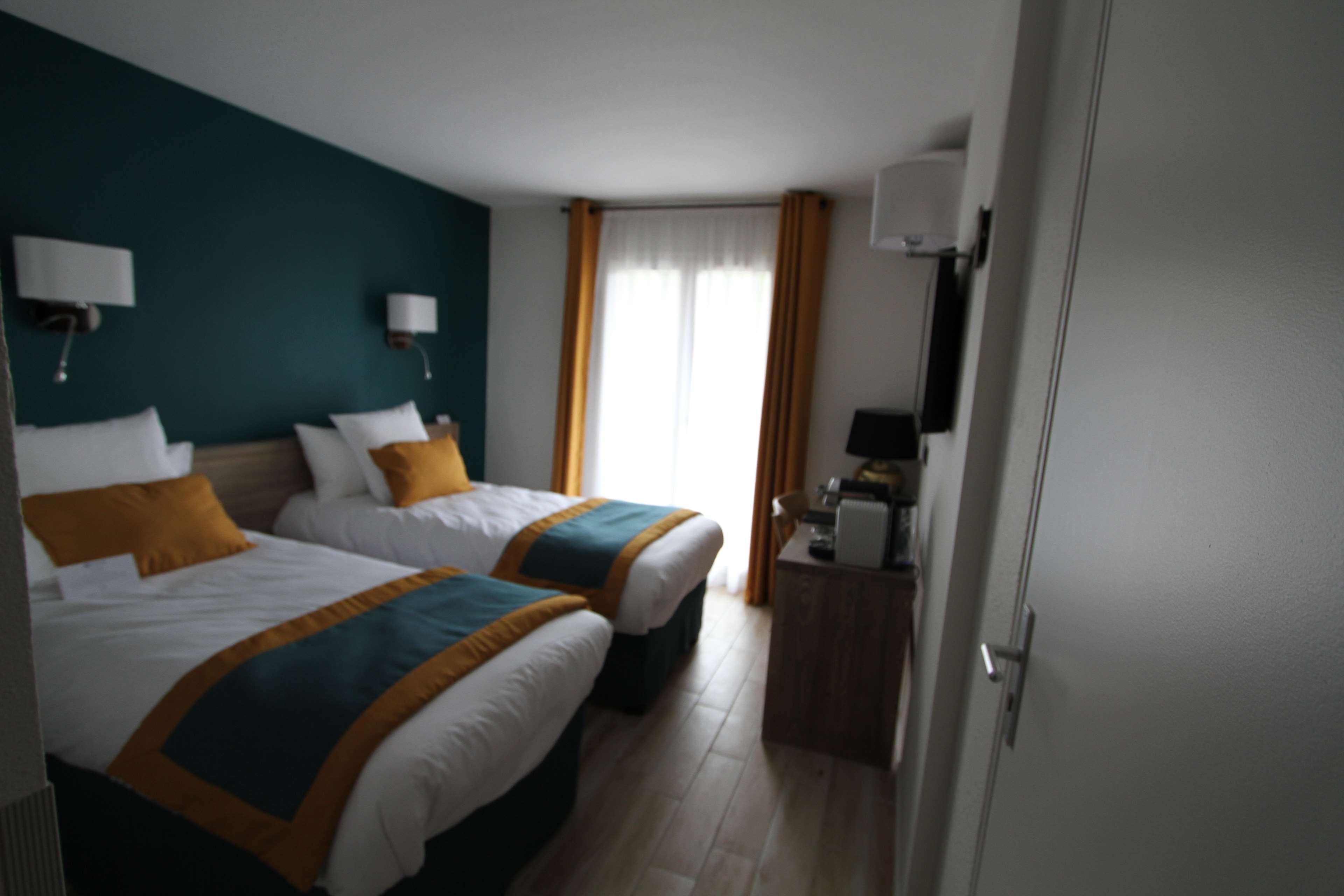 Best Western Le Vauban Прад Екстериор снимка
