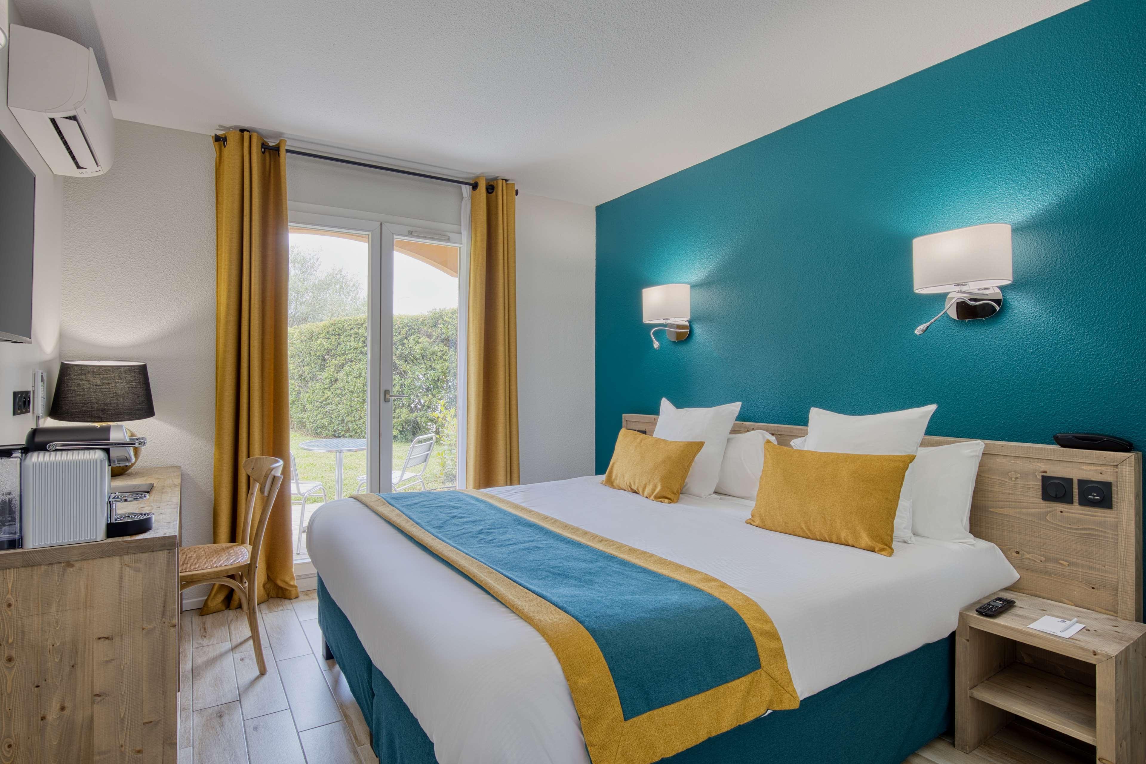 Best Western Le Vauban Прад Екстериор снимка
