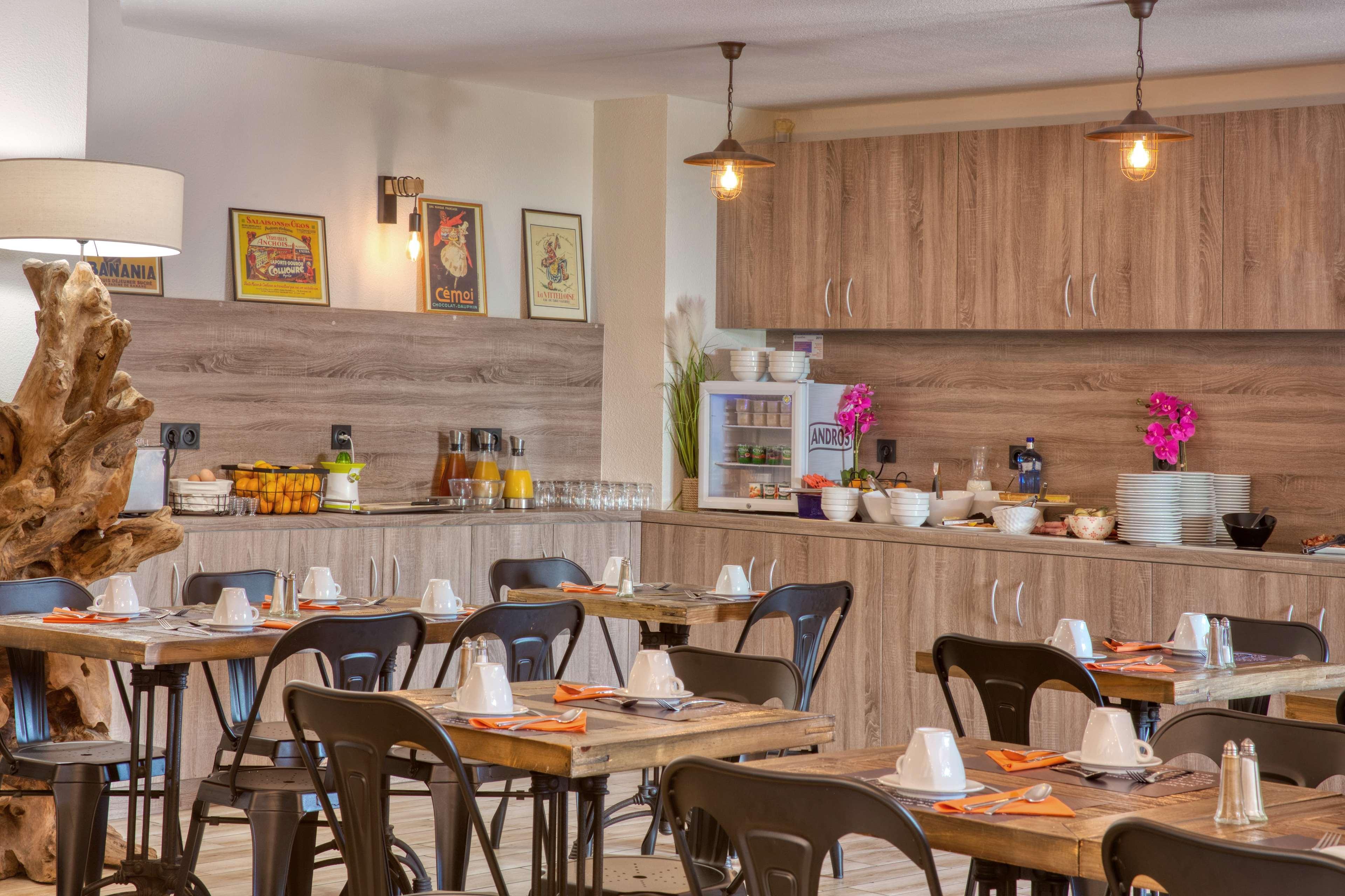 Best Western Le Vauban Прад Екстериор снимка