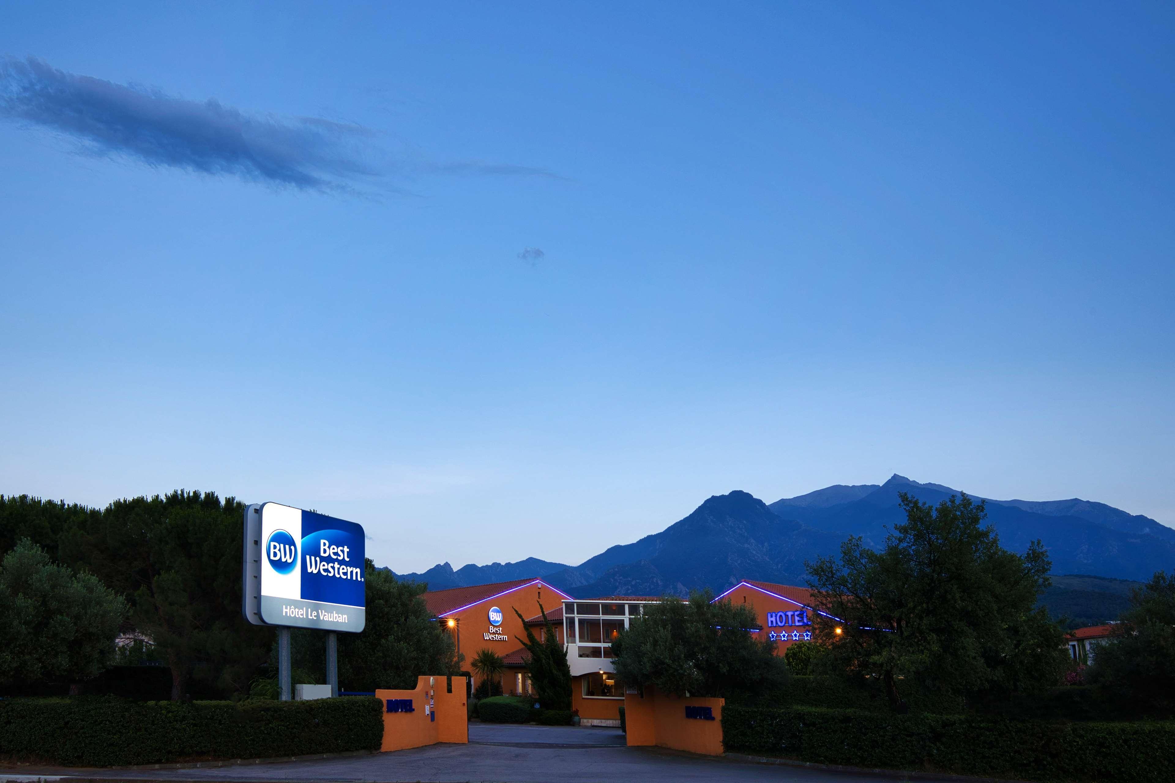 Best Western Le Vauban Прад Екстериор снимка